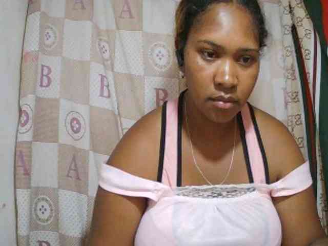 Sexy-Nathy webcam