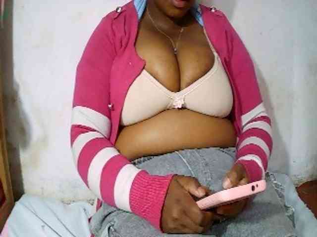 Sexy-Nathy webcam