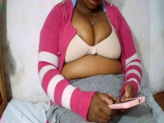 Sexy-Nathy webcam