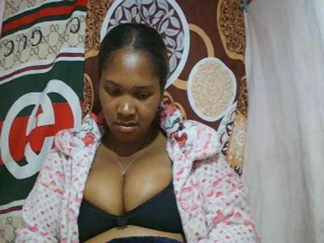 Sexy-Nathy webcam