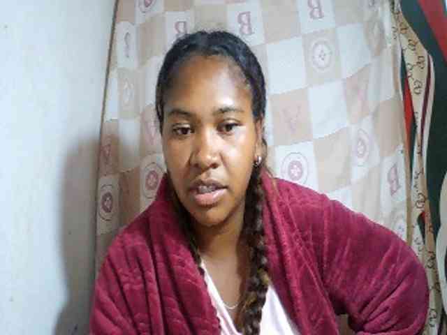Sexy-Nathy webcam
