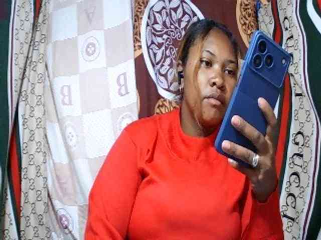 Sexy-Nathy webcam