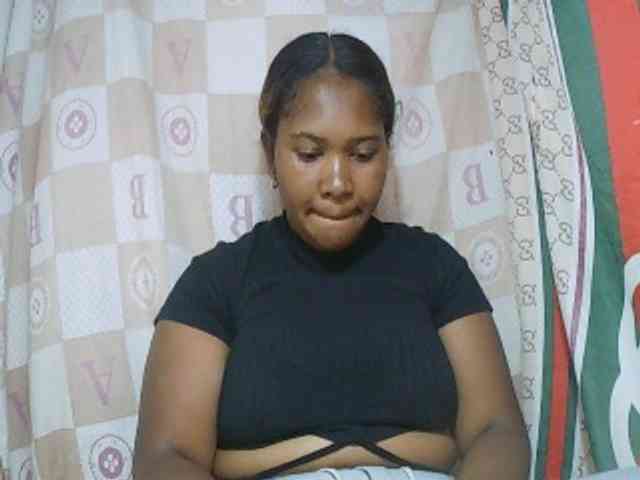 Sexy-Nathy webcam