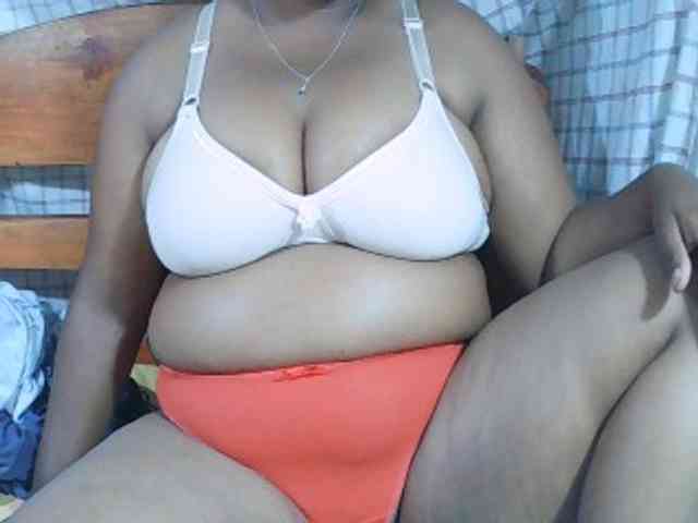 Sexy-Nathy webcam