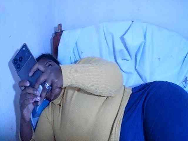 Sexy-Nathy webcam