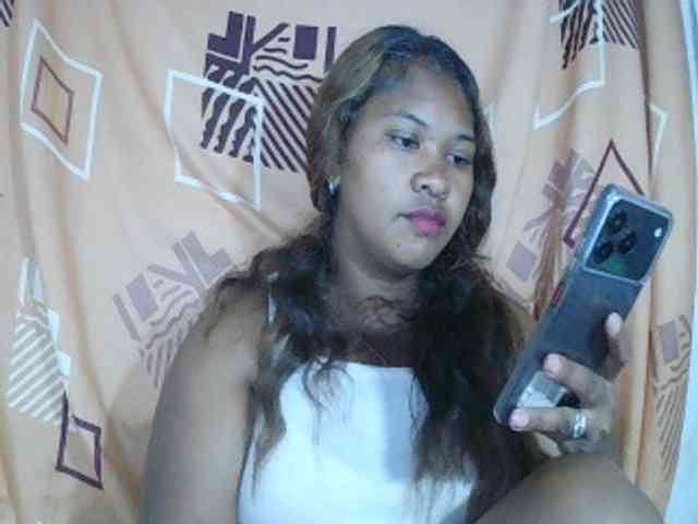 Sexy-Nathy webcam