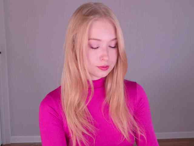 AmyLouWood webcam