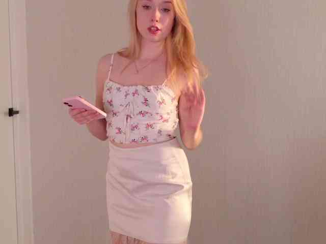 AmyLouWood AmyLouWood