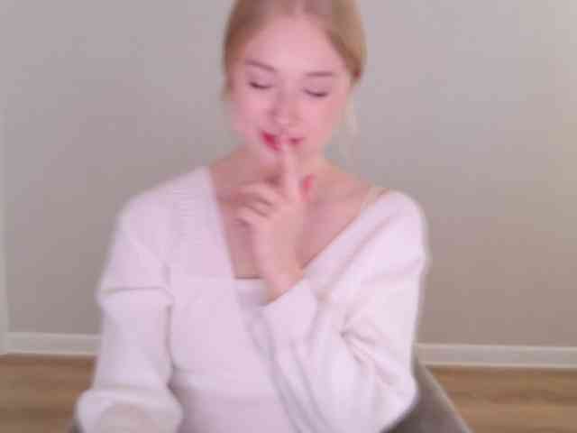 AmyLouWood webcam