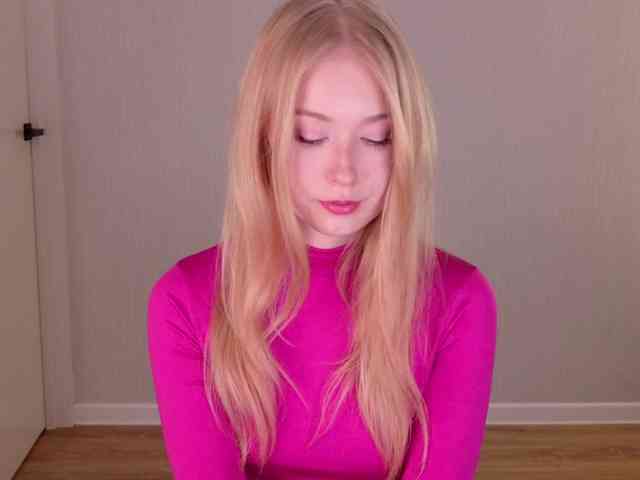 AmyLouWood webcam