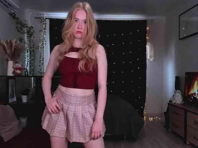 AmyLouWood webcam