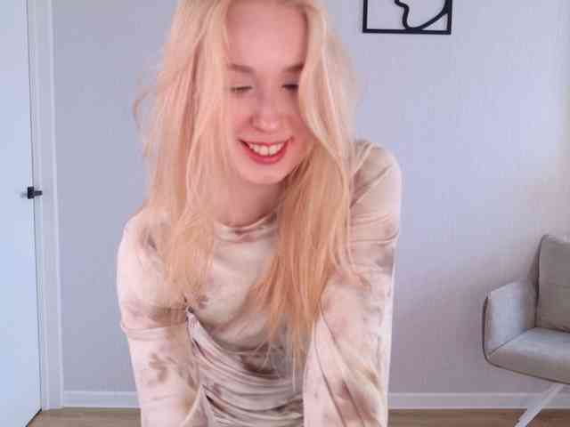 AmyLouWood webcam