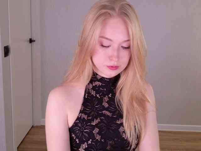 AmyLouWood webcam