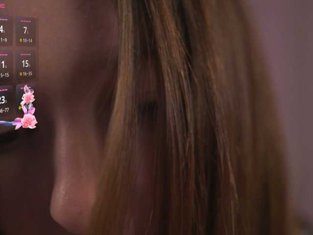 LanaVeeE live cam on BongaCams