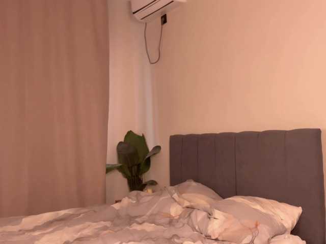 LanaVeeE live cam on BongaCams