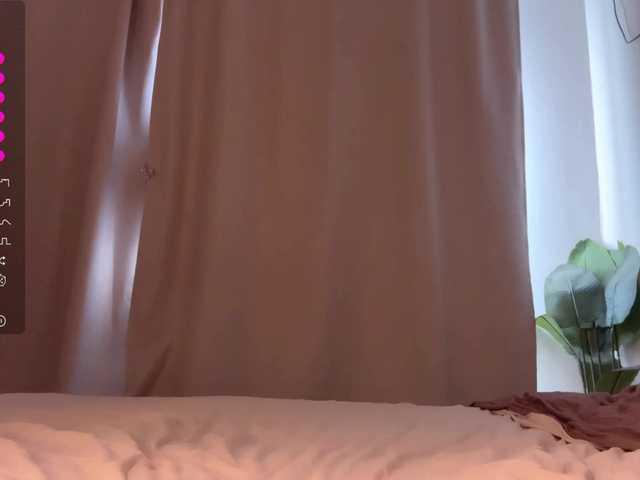  LanaVeeE chat room