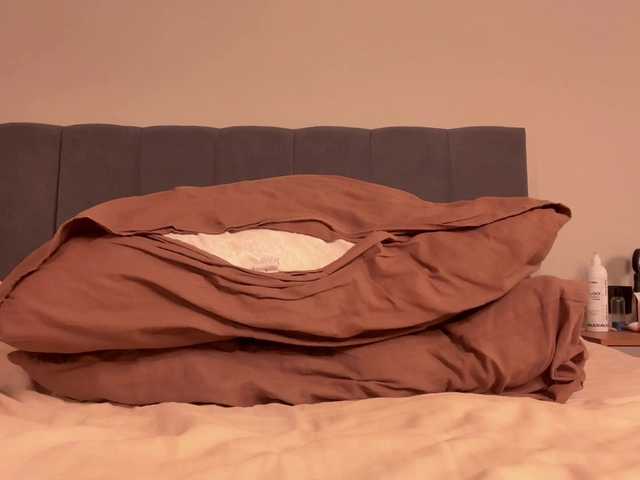 LanaVeeE live cam on BongaCams