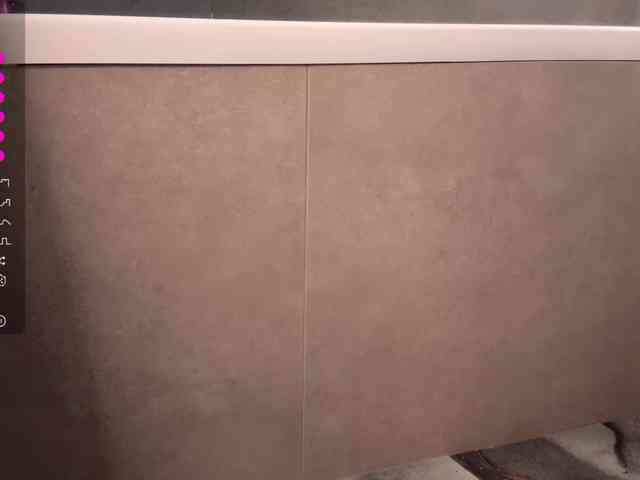 LanaVeeE webcam