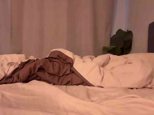 LanaVeeE webcam