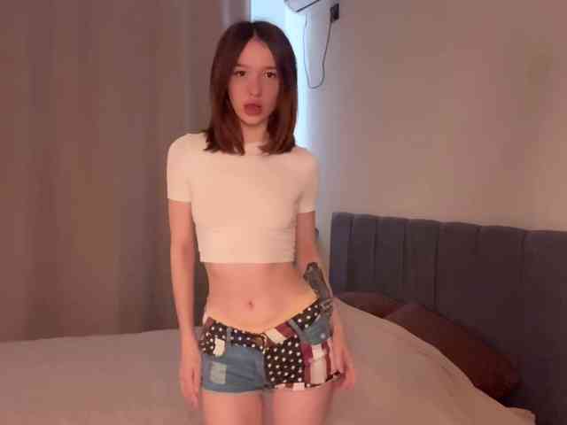 LanaVeeE webcam