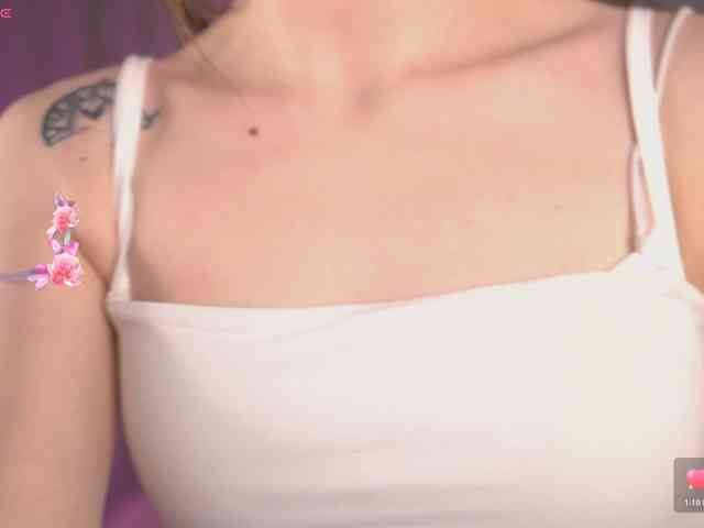 LanaVeeE