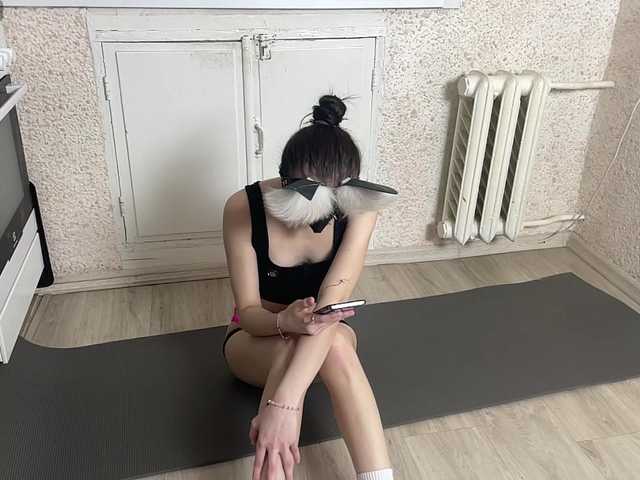 PetiteBunny Nude Live Sex Shows