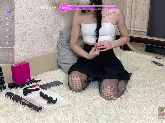 PetiteBunny webcam