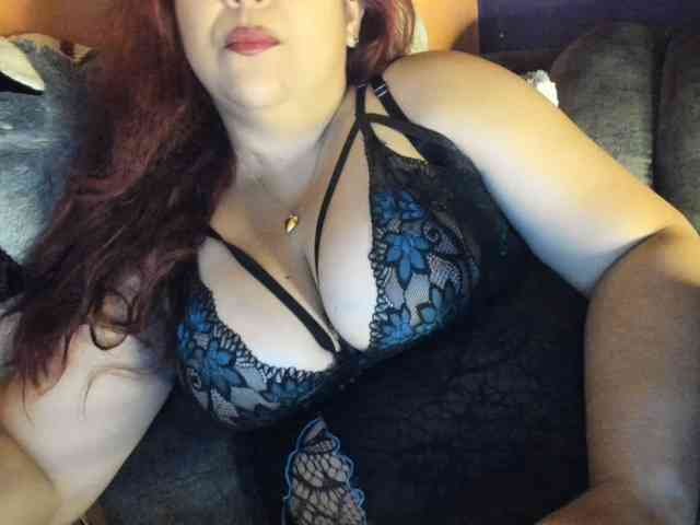 Afrodita21bigtits webcam