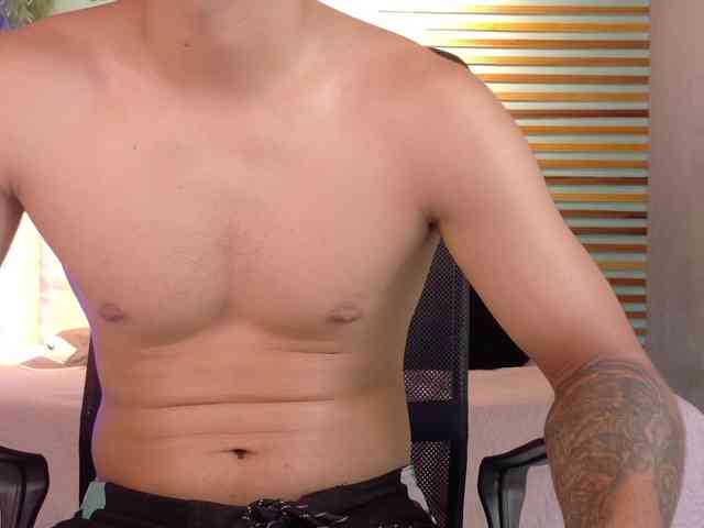 criss-hardcock Sex Cam Show