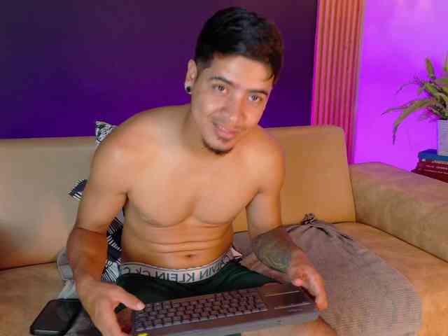criss-hardcock Sex Cam Show