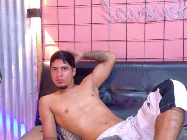 criss-hardcock criss-hardcock