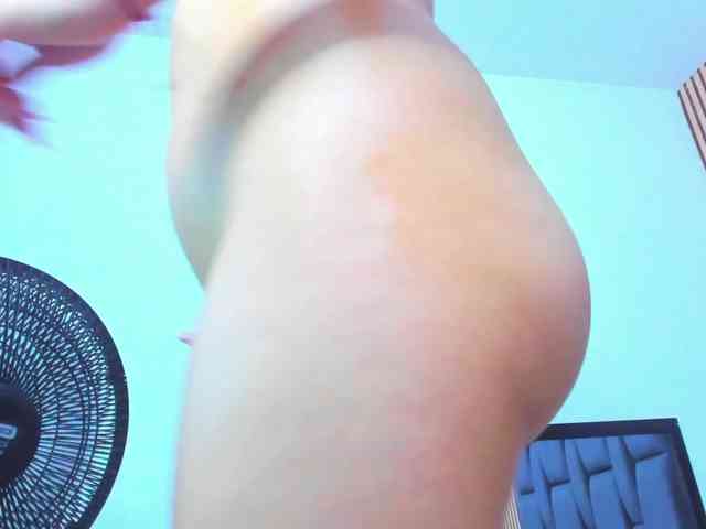 anne-adeline webcam