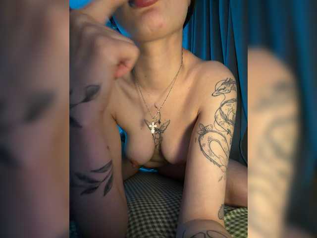 Kissska785 on uz-parno