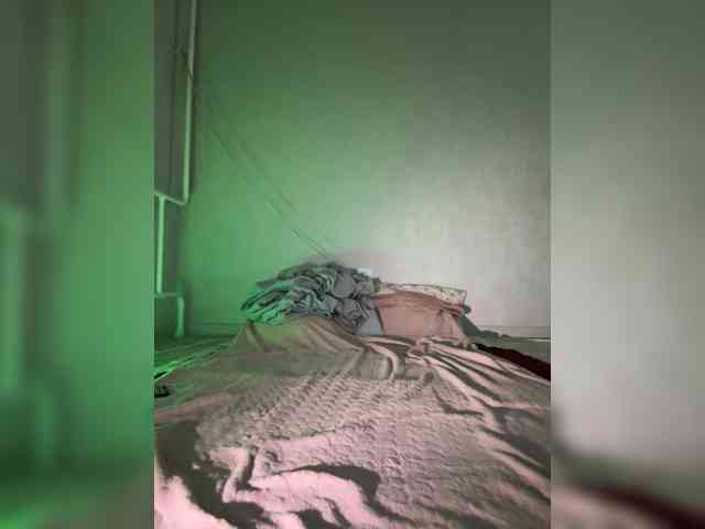 Kissska785 webcam