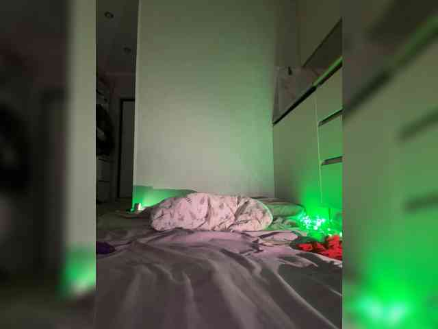 Kissska785 webcam