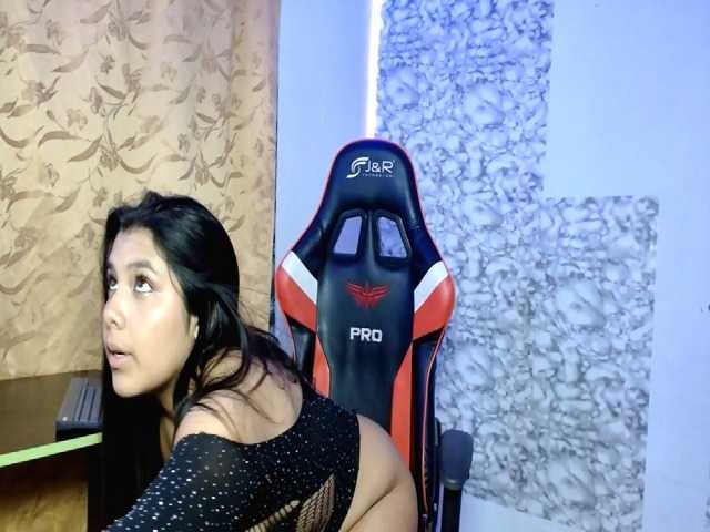 Rachel-sky1 live cam on BongaCams