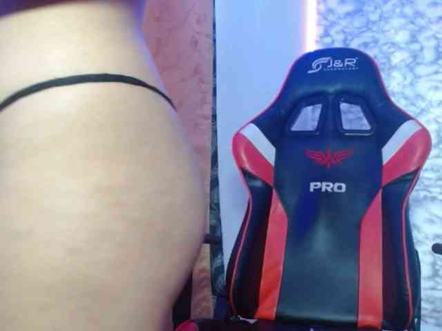Rachel-sky1 webcam