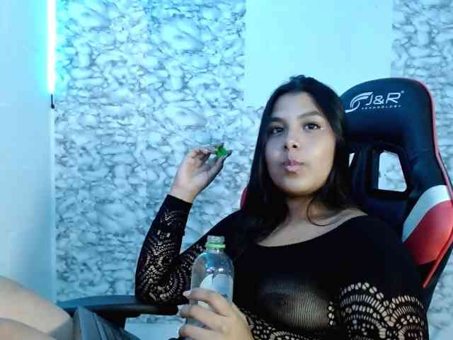 Rachel-sky1 webcam