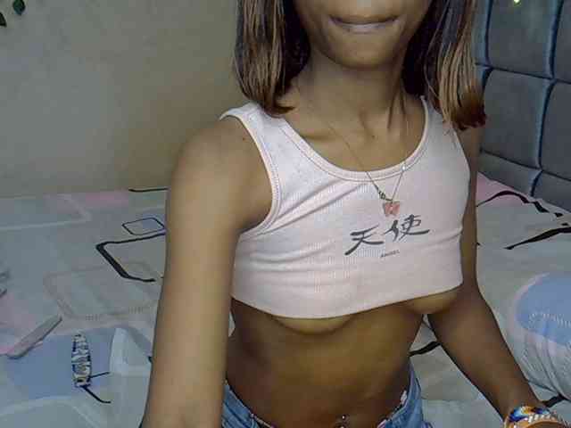 PetiteAlexa webcam