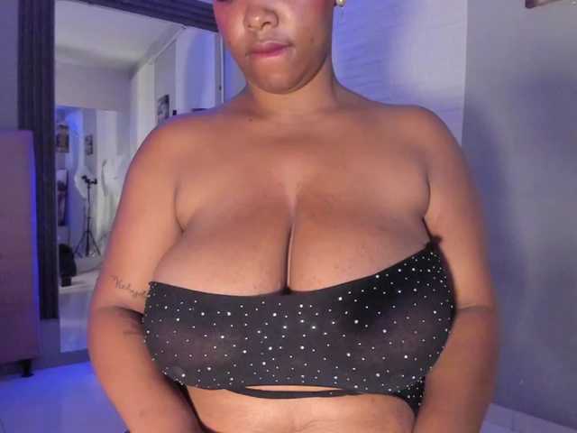 aileenkys live cam on BongaCams