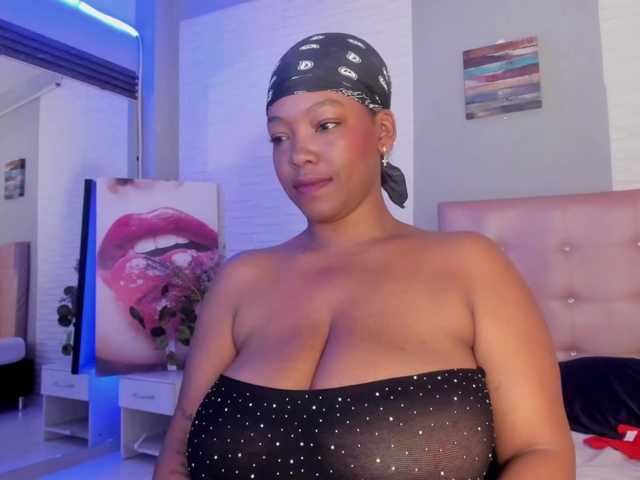 aileenkys live cam on BongaCams