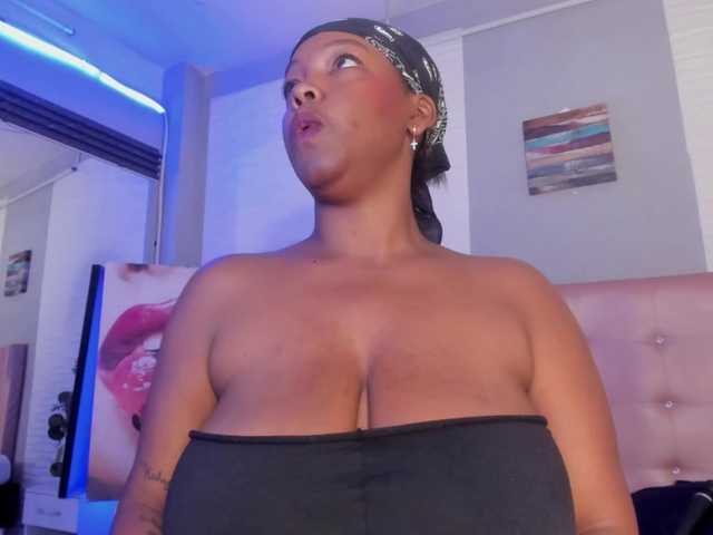 aileenkys live cam on BongaCams