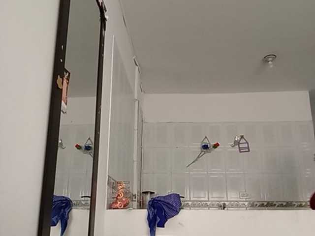aileenkys live cam on BongaCams