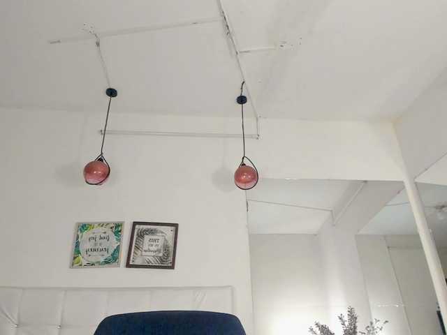 aileenkys live cam on BongaCams