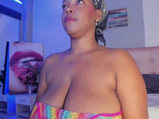 aileenkys live cam on BongaCams