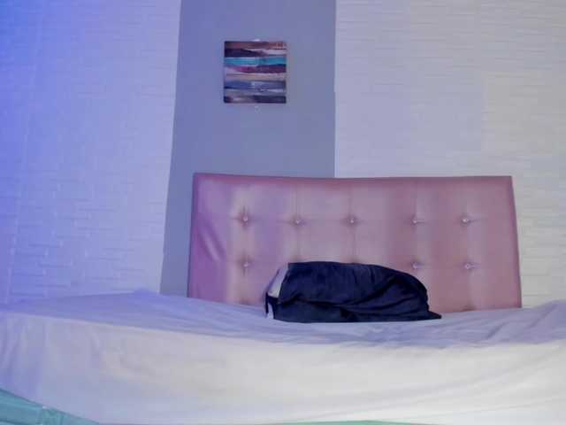 aileenkys live cam on BongaCams