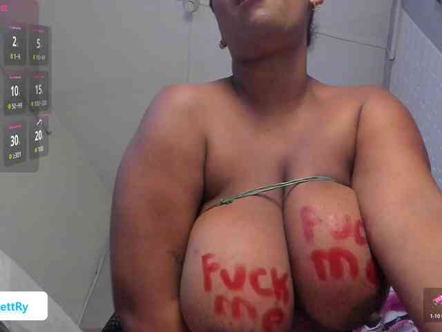 aileenkys Live Webcam on BongaCams