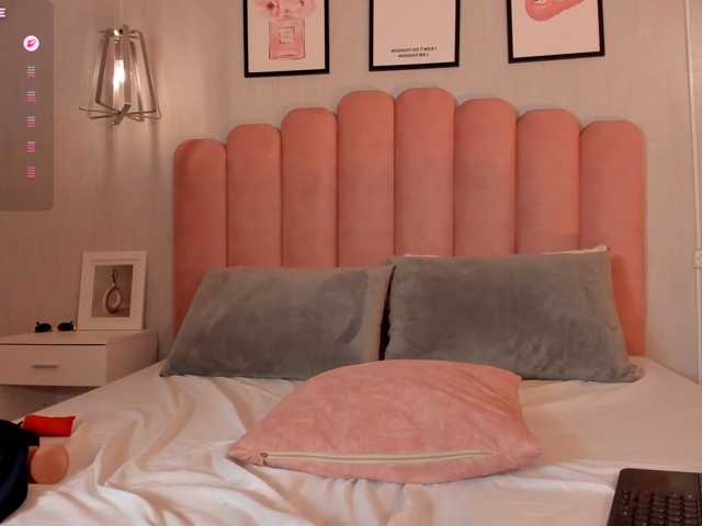 stacy-sanders live cam on BongaCams