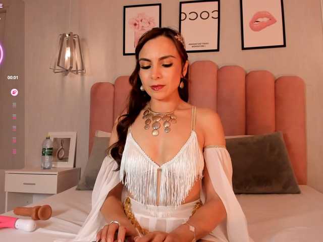 stacy-sanders live cam on BongaCams