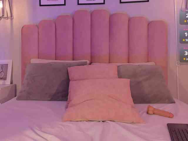 stacy-sanders webcam